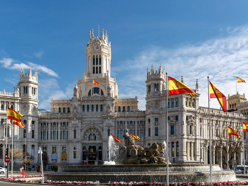 EKSPRESS İSPANYA YAZ 2026 (MAD-BCN)