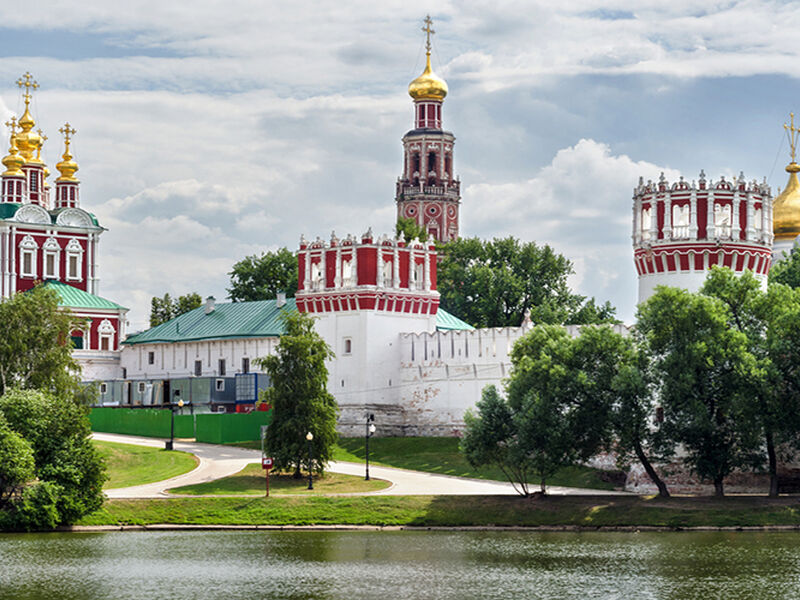 KRAL & KRALİÇE: ST. PETERSBURG & MOSKOVA PC 2026 (LED-VKO)