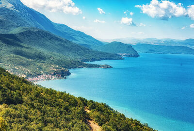 Vizesiz İzmir Hareketli Uçaklı Balkan Masalı Turu (Ekstra Turlar Dahil) 7 Gece BEG-BEG 5 Ülke