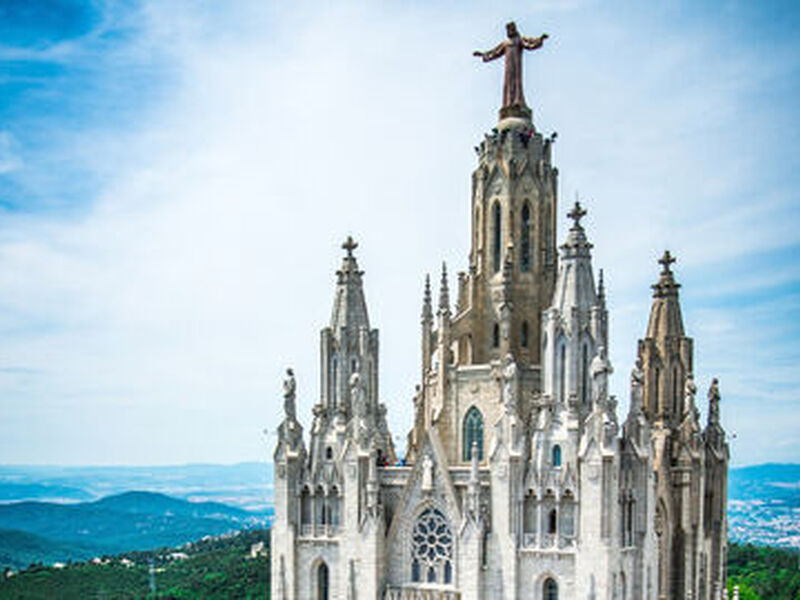 İzmir Kalkışlı Comfort İspanya & Endülüs Turu Sun Express Hava Yolları ile 7 Gece Ekstra Turlar Dahil MAD-BCN 2026 Dönemi