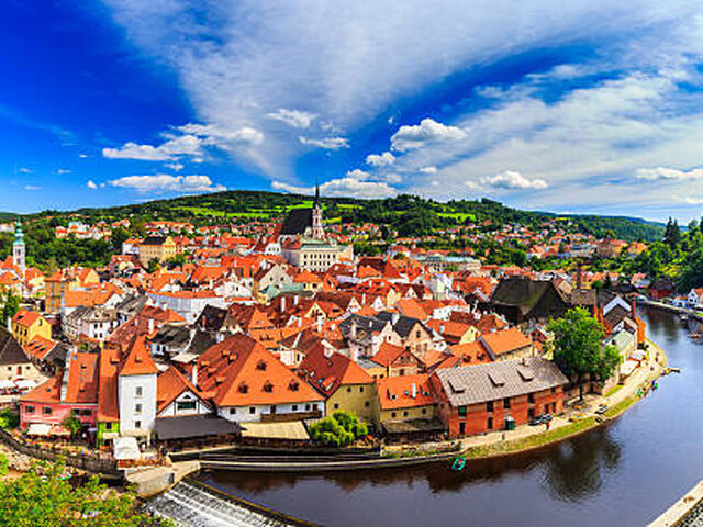 Yılbaşı Özel Otobüslü Orta Avrupa Masalı Turu (Tüm Çevre Gezileri ve Ekstra Turlar Dahil)