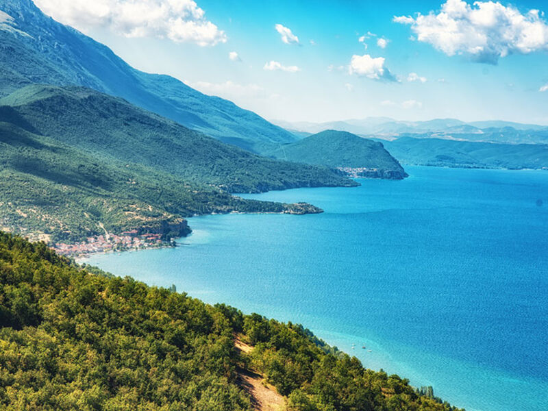 Vizesiz İzmir Hareketli Uçaklı Balkan Masalı Turu (Ekstra Turlar Dahil) 7 Gece BEG-BEG 2026 Dönemi