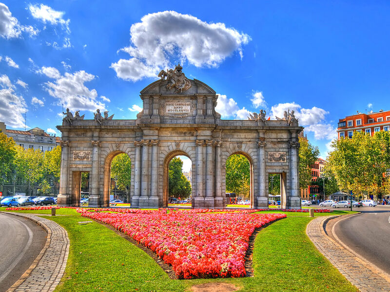 Ankara 'dan Direk Hareket Görkemli İspanya ve Endülüs Şehirleri Turu 7 Gece Konaklamalı - A Jet Havayolları ile 2026 Yaz Dönemi (BCN-MAD) AT1342