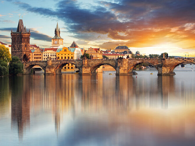 Uçaklı Orta Avrupa Masalı Turu 7 Gece VIE-VIE 2026 Dönemi