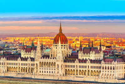 Uçaklı Orta Avrupa Masalı Turu 7 Gece VIE VIE (PGS - 25.05 Kurban Bayramı)