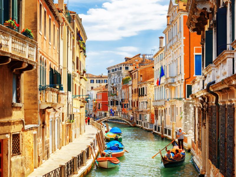 Comfort İtalya Turu AJET Hava Yolları ile 7 Gece  Ekstra Turlar Dahil - BGY-FCO