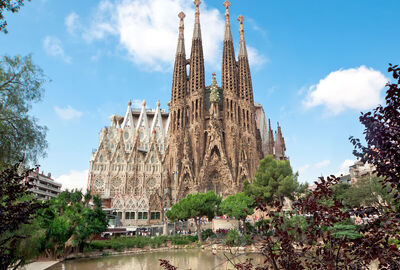 İzmir Hareket Sun Express Hava Yolları ile 7 Gece Görkemli İspanya ve Endülüs Şehirleri 9 Kasım AT1231
