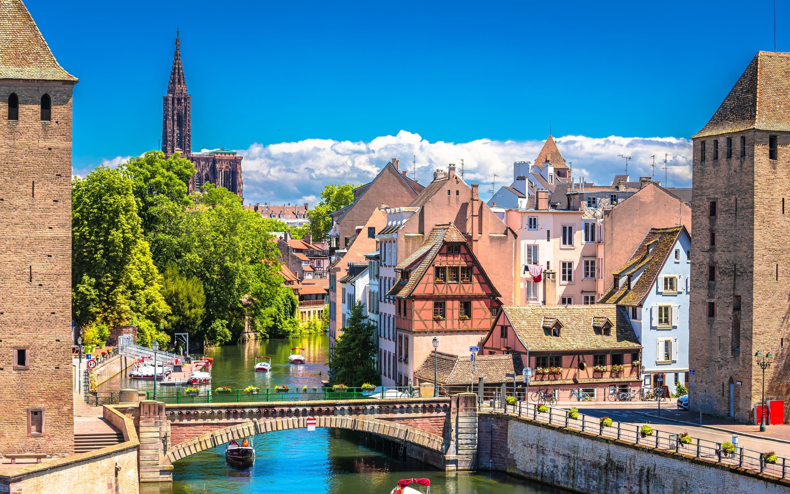 Alsace – Colmar Noel Pazarları ve İsviçre Masalı (Tüm Ekstra Turlar ve Çevre Gezileri Dahil)