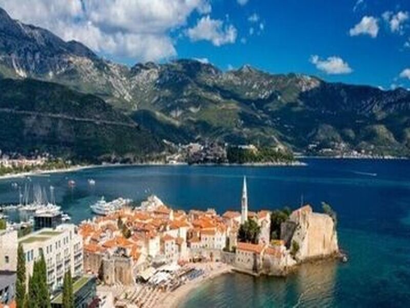 Budva Air Montenegro Hava Yolları Özel Sefer ile 4 Gece 5 Gün (TGD-TGD) 18 ve 25 Mayıs EX020