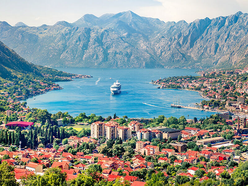 Budva Air Montenegro Hava Yolları ile 4 Gece 5 Gün (TIV-TGD) Haziran - Ekim 2025 Her Pazar Hareket EX026